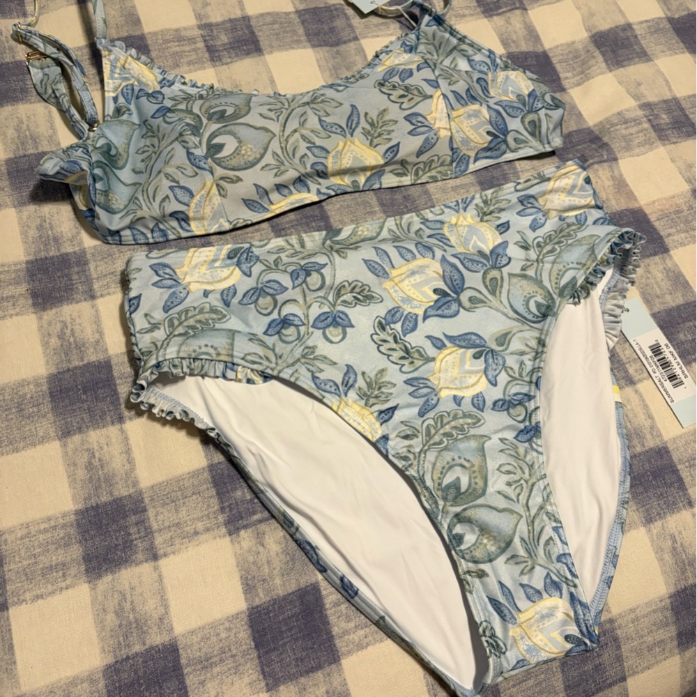 Summersalt x markarian bikini